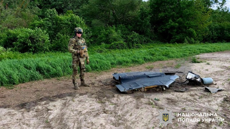 Вінницькі вибухотехніки обстежили уламки двох крилатих ракет та дрона