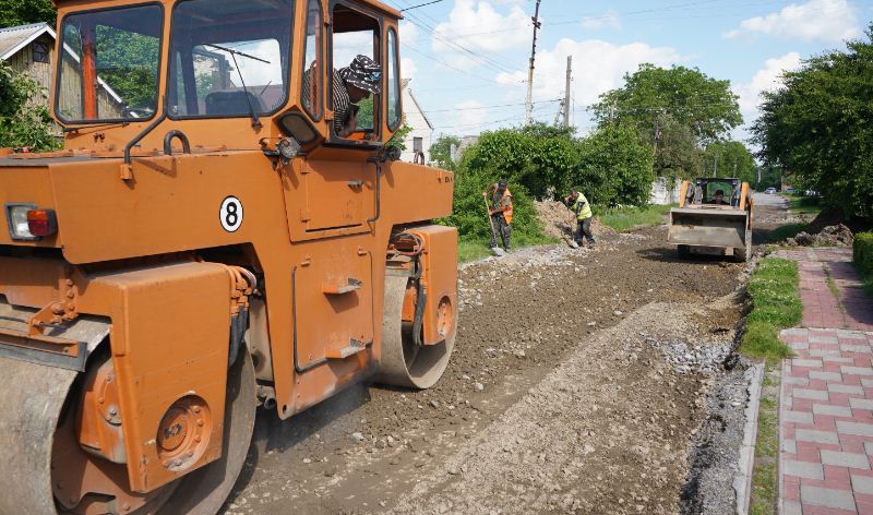 У Вінниці розпочaли ремонт дороги у мікрорaйоні Корея