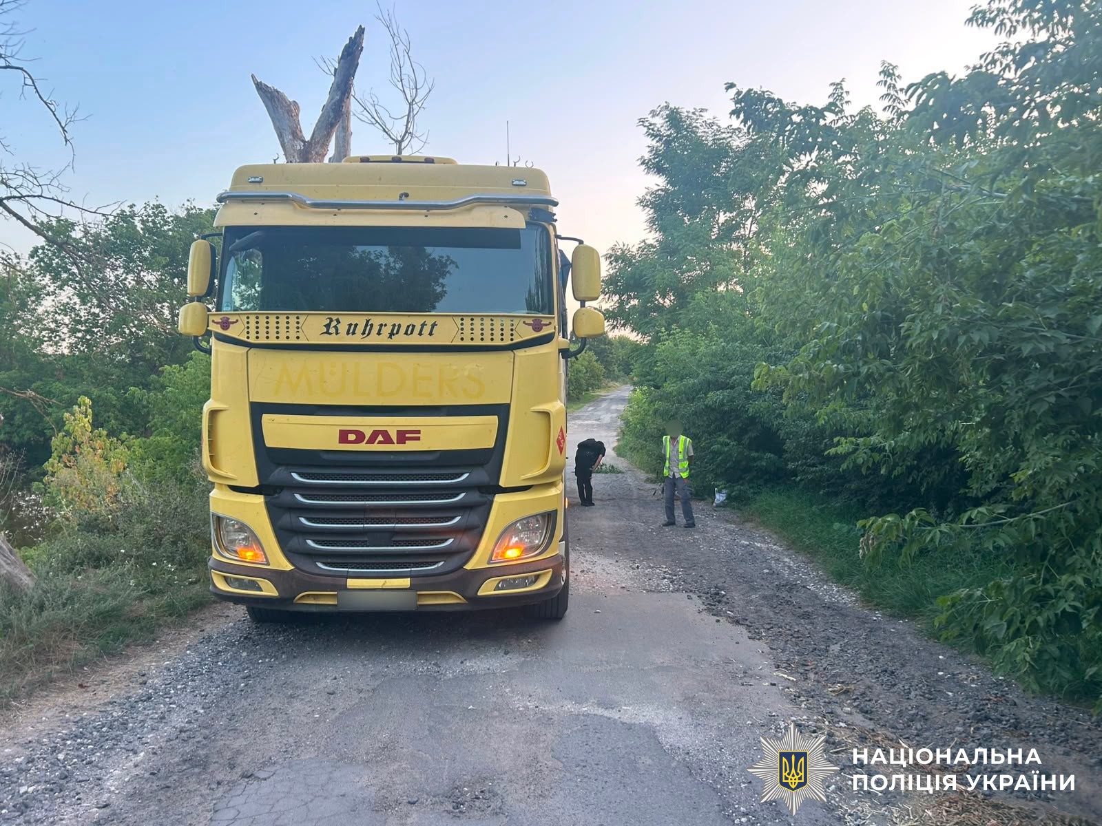 Вінничанка потрапила під колеса вантажівки
