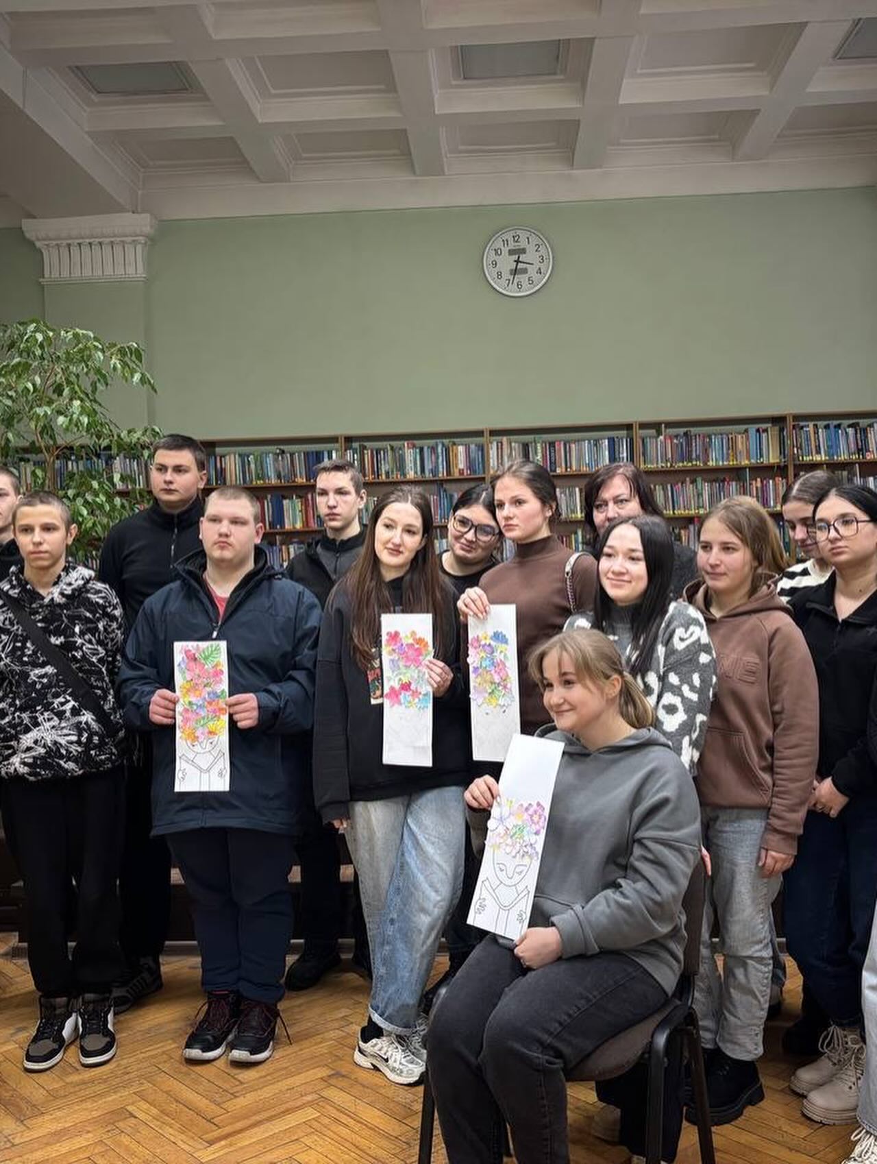 Вінницькі студенти коледжу та профтехучилища опановували мистецтво декоративної аплікації