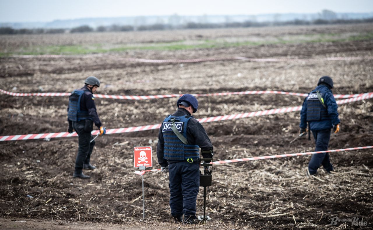  Вінницькі надзвичайники оприлюднили результати роботи піротехнічних підрозділів ДСНС