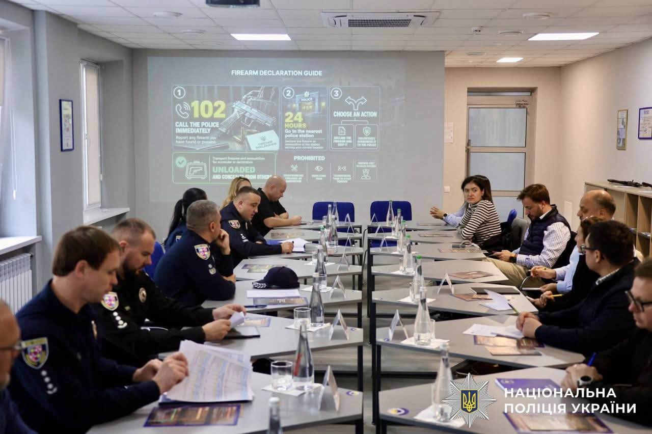 У Вінниці представники дипломатичних установ Італії, Латвії та Литви обговорили питання ефективності декларування зброї в регіоні