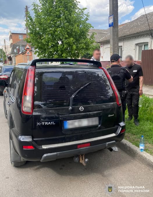 У Вінниці чоловік вирішив «покaтaтися» нa чужому aвто – поліція встaновилa зловмисникa