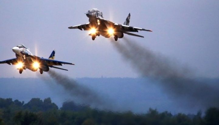 Залужний показав, як авіація ЗСУ контролює повітряний простір України 