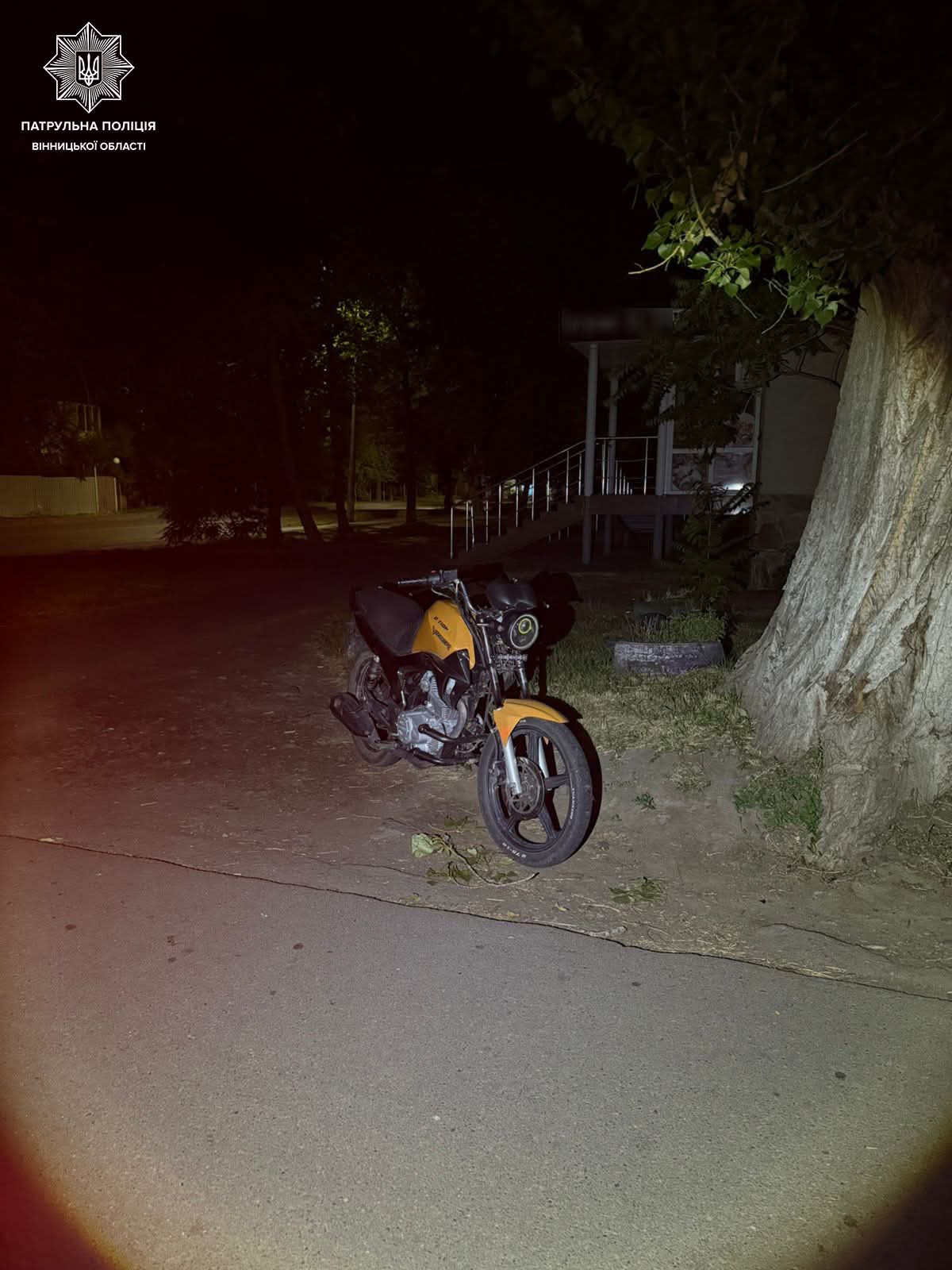 Нетверезий та без посвідчення: у Вінниці зупинили 18-річного мотоцикліста