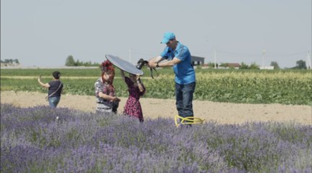 Лаванда, що зберігає тепло сердець: на Вінниччині родини захисників отримали фотосесію, про яку мріяли