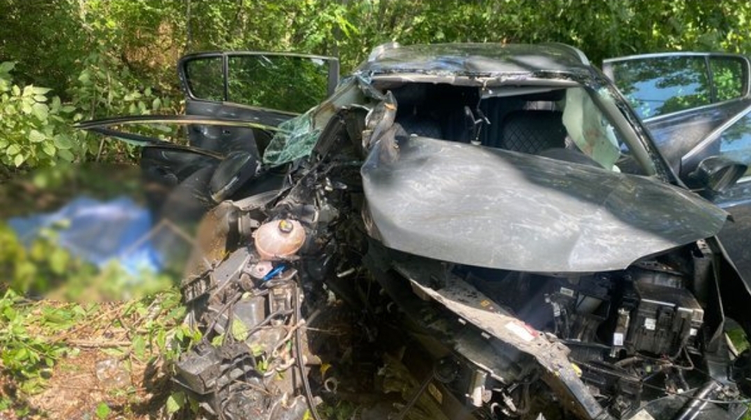 Трагічна ДТП на Вінниччині: загинули жінка та немовля, ще троє — у лікарні