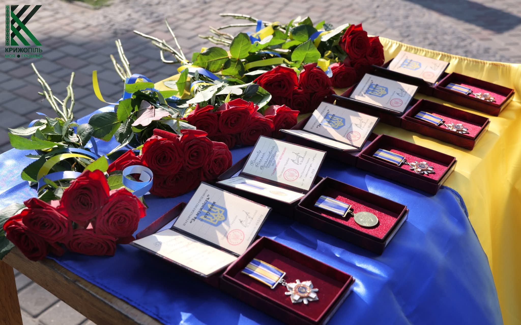 У Крижопільській громаді родинам п’ятьох загиблих воїнів вручили державні нагороди