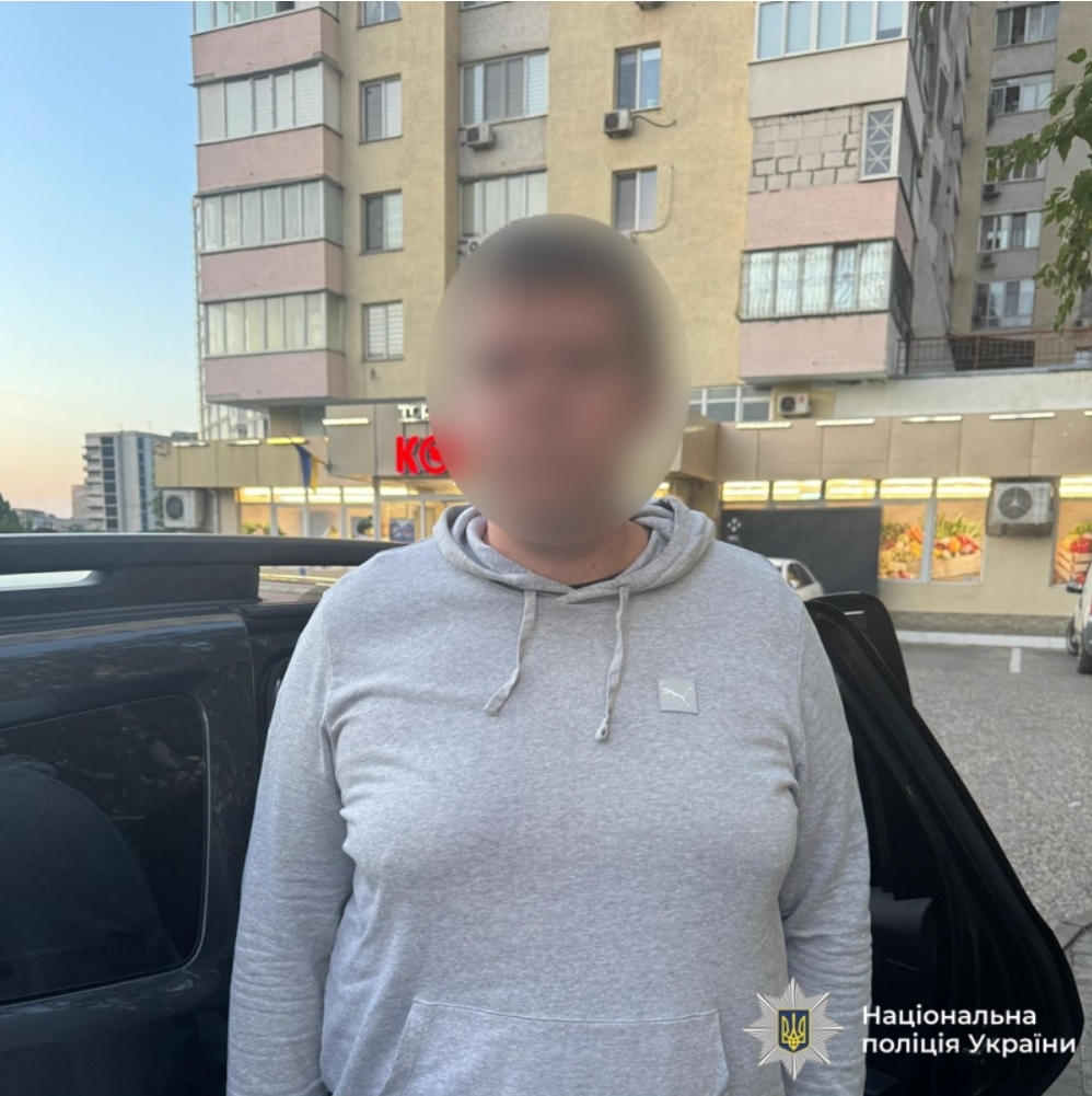 Поліцейські Вінниці розкрили крадіжку коштів та ноутбука