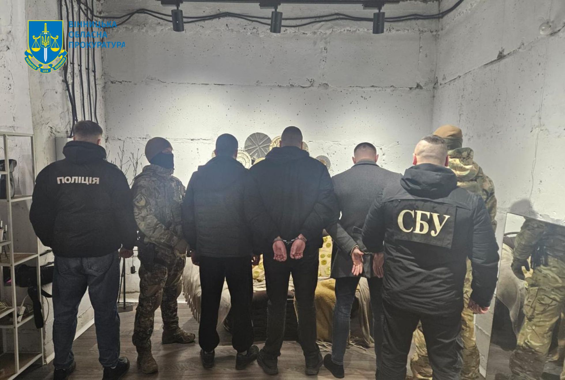У Вінниці молодики вимaгaли гроші «зa посередництво» в поверненні боргу