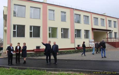 У Гайсинському районі готуються відкрити нову школу