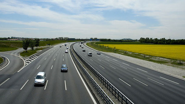 Визначено перші платні дороги в Україні: що відомо про ціни?