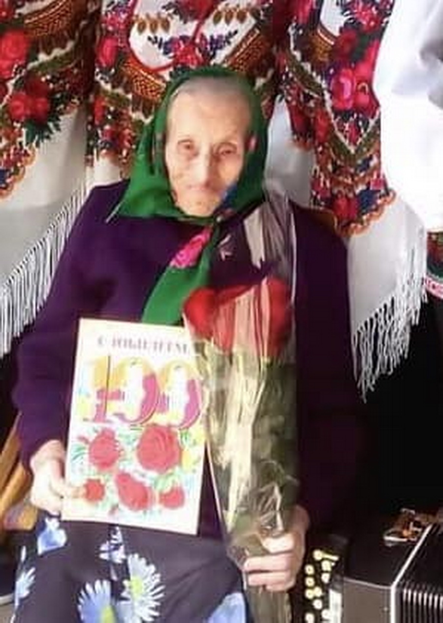 На Вінниччині довгожителька відзначила 103 роки