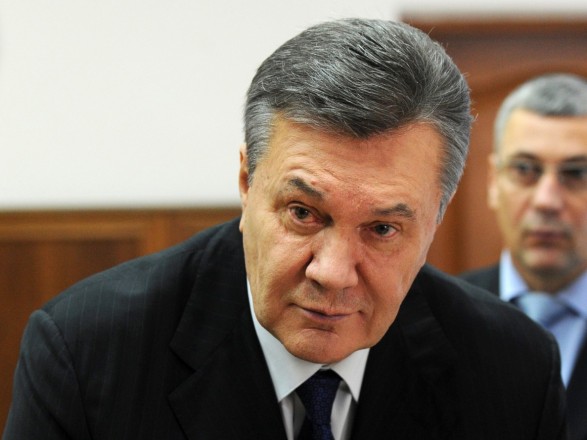 Януковича знову викликали до суду