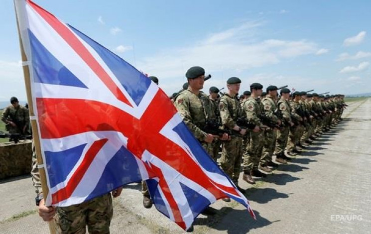 Велика Британія готова перекинути до України військових через побоювання вторгнення РФ