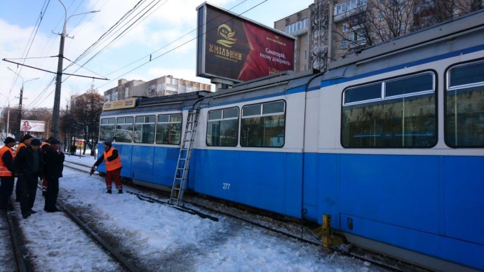 У Вінниці сталась аварія на трамвайній колії