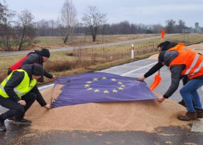 Польські фермери анонсували на 3 січня акцію протесту у Варшаві, зокрема проти імпорту сільгосппродукції з України