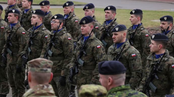 Понад 86% поляків проти відправки солдатів в Україну 