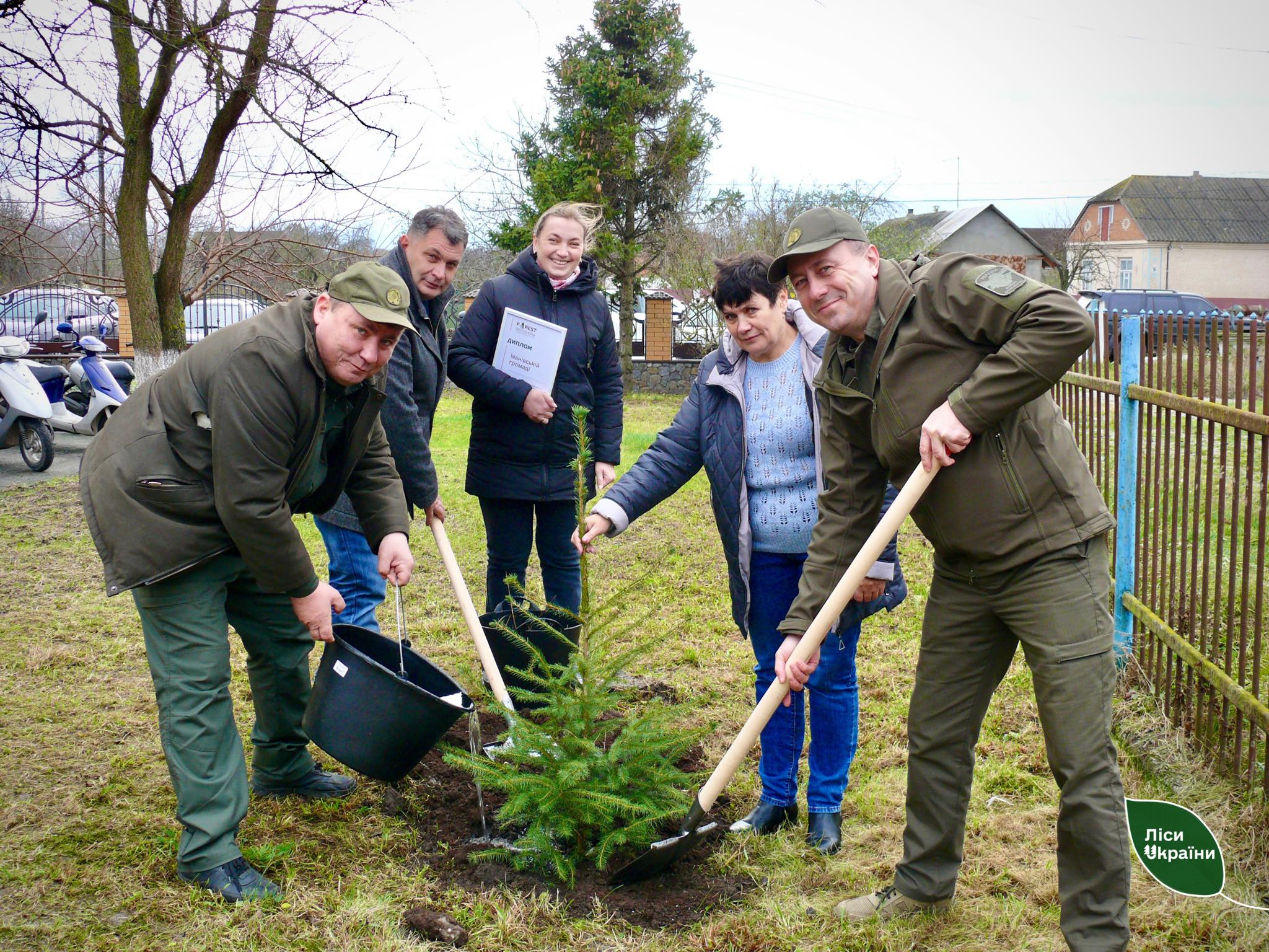 Ще дві громади вінниччини відзначені за охорону лісів