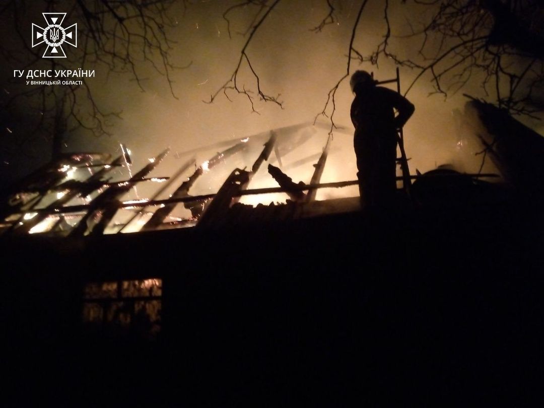 В одному із сіл Вінниччини сталася масштабна пожежа