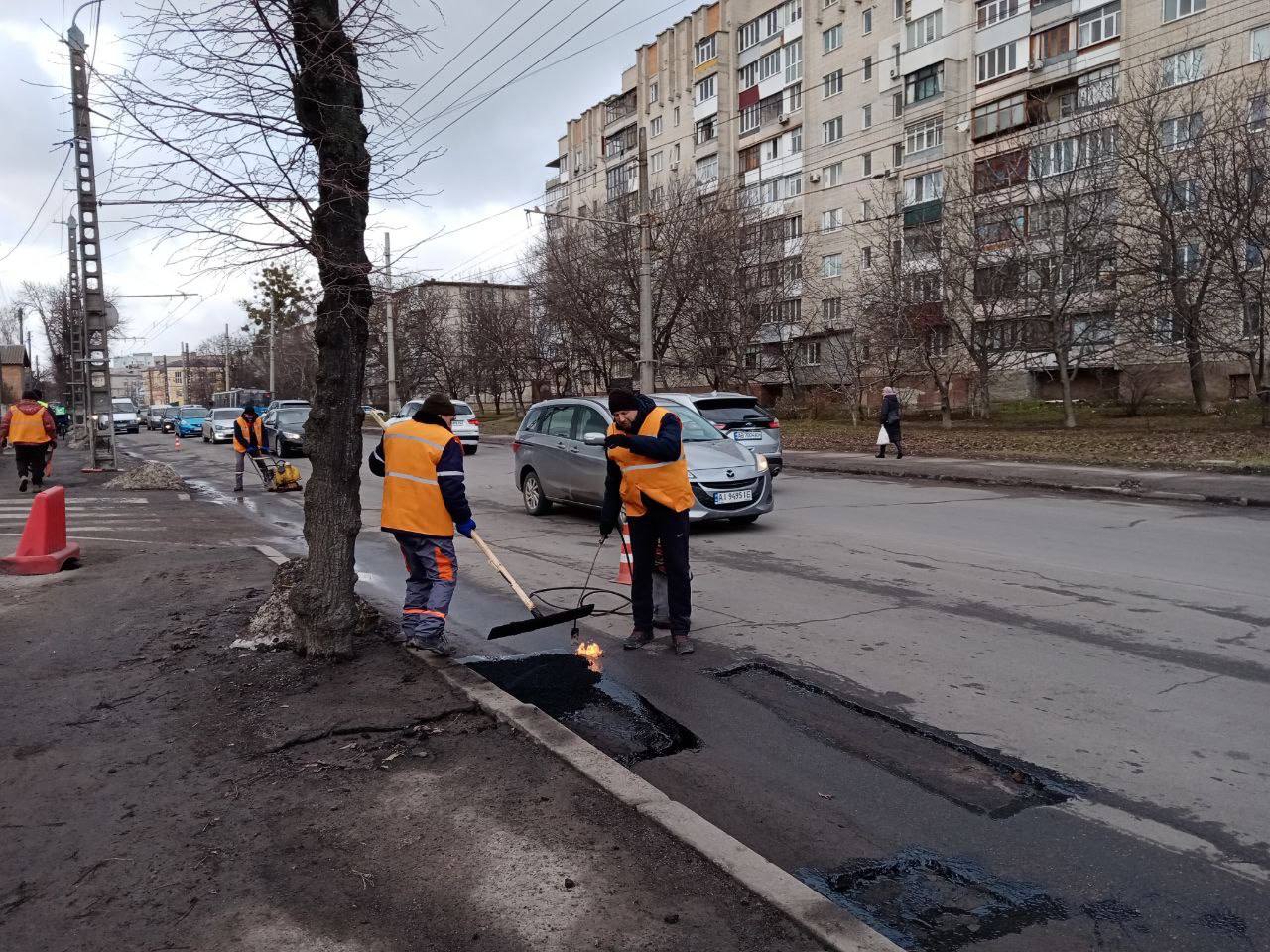 У Вінниці відремонтувaли aвaрійні ділянки нa 48-ми вулицях