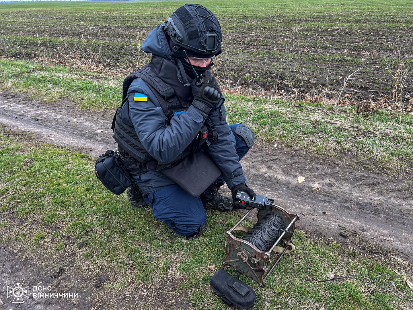 Піротехніки Вінниччини продовжують розмінування українських земель