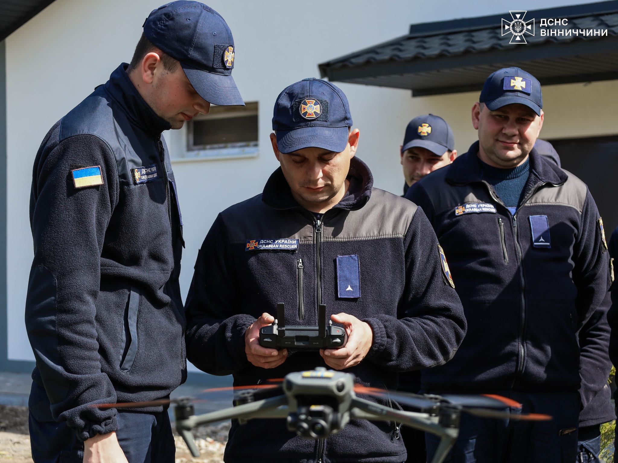  Технології на службі безпеки: у Вінниці рятувальники освоювали дрони й роботизовану техніку