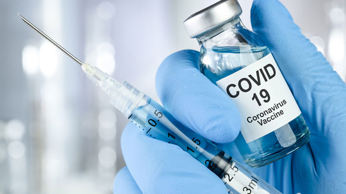 У Києві почалася підпільна VIP-вакцинація від коронавірусу