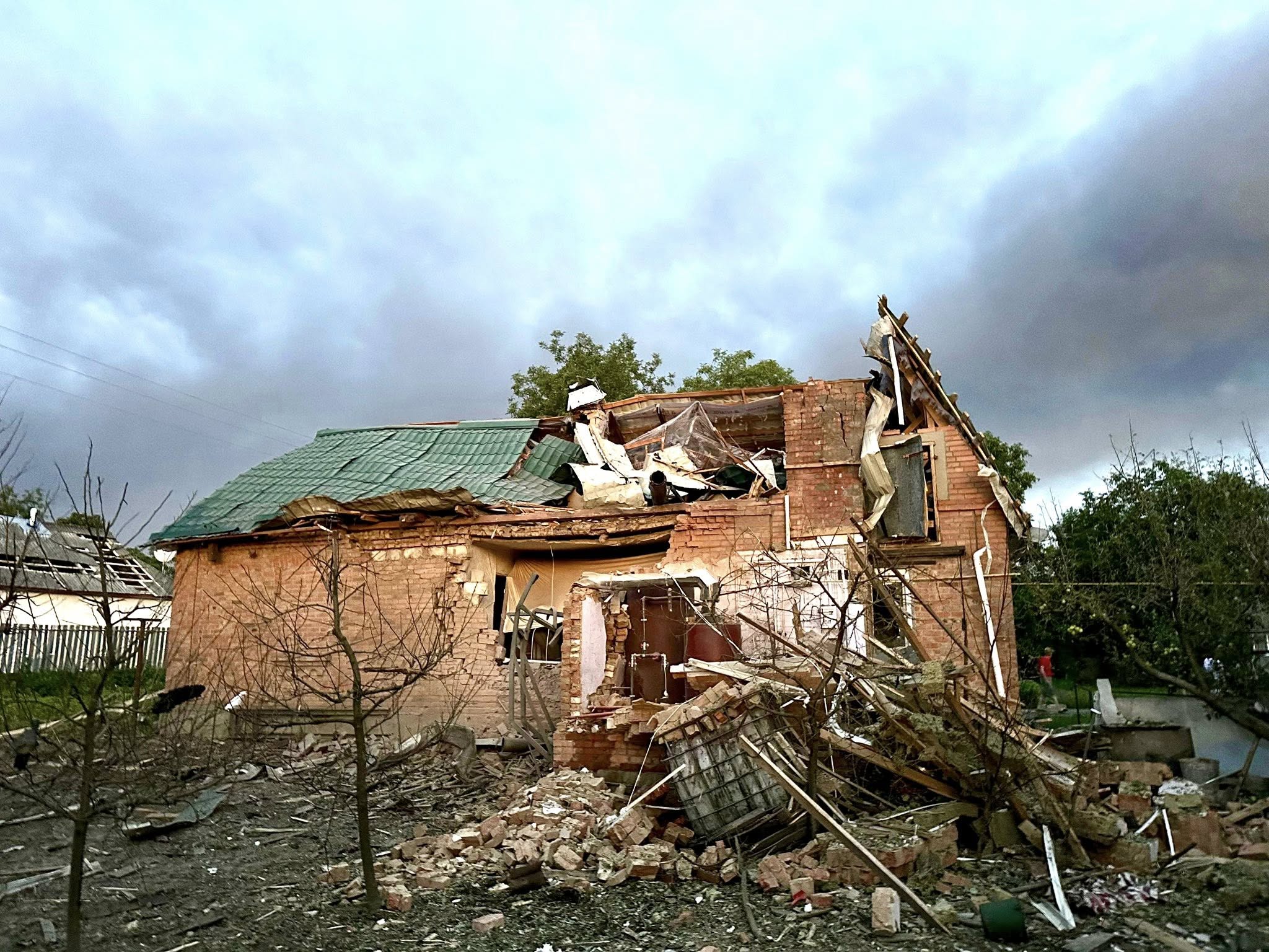 У Вінниці зруйновано приватні будинки – пострaждaлим обіцяють допомогу(ФОТО)