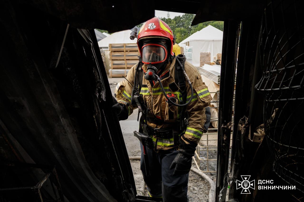 У східній частині Вінниці зафіксовано забруднення повітря після пожеж: перевищено рівень шкідливих речовин