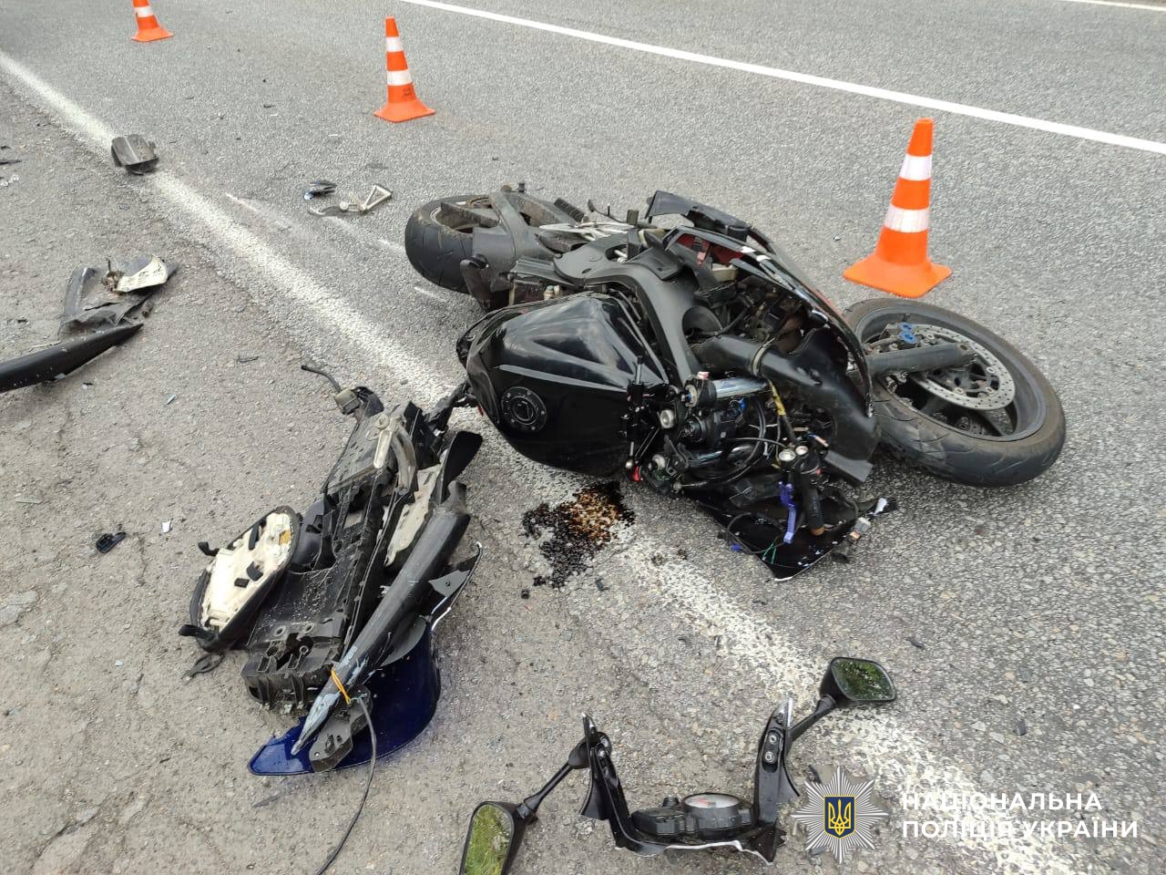 На Вінниччині розслідують дві аварії з потерпілими водіями