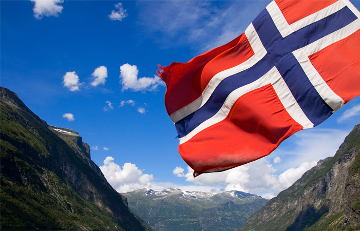 Норвегія більше не видає росіянам візи