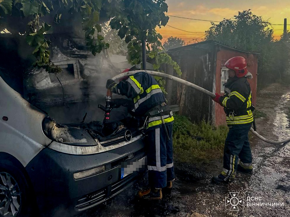 На Вінниччині сталося більше десятка пожеж – горіли будівлі, авто та сухостій