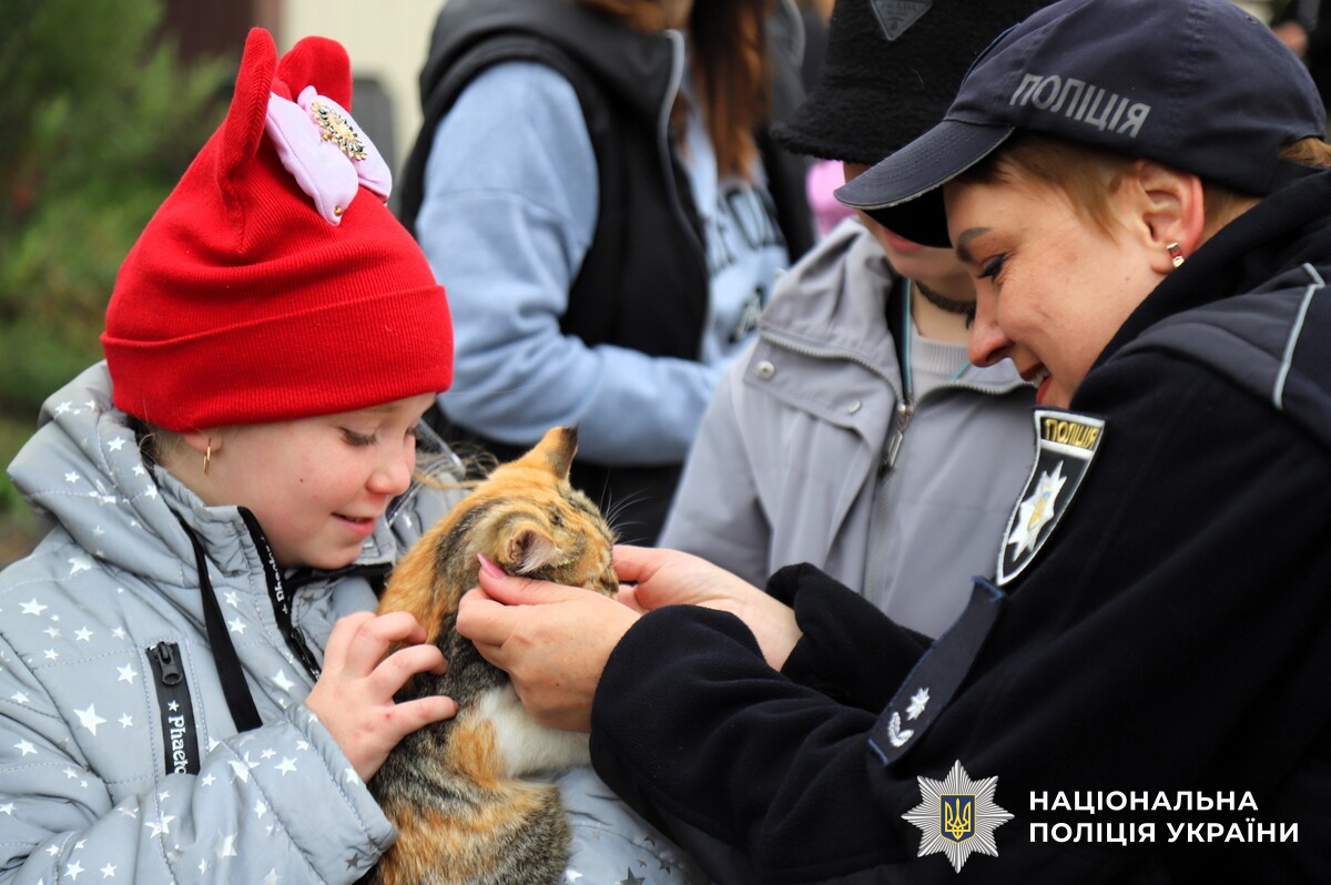  Вінницькі поліцейські провели дітям «урок добрa та піклування»