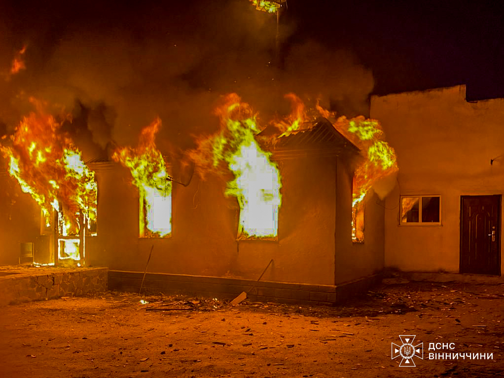 В агрофірмі на Вінниччині сталася пожежа, ще дві в житловому секторі