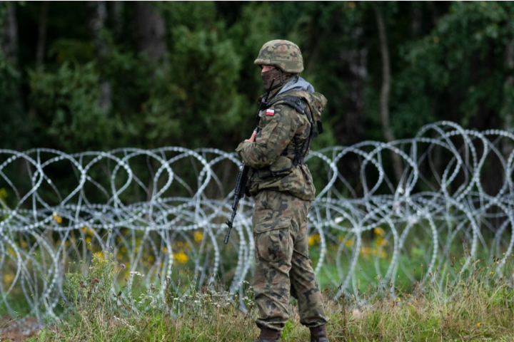 Білоруські прикордонники обстріляли на кордоні польських солдатів