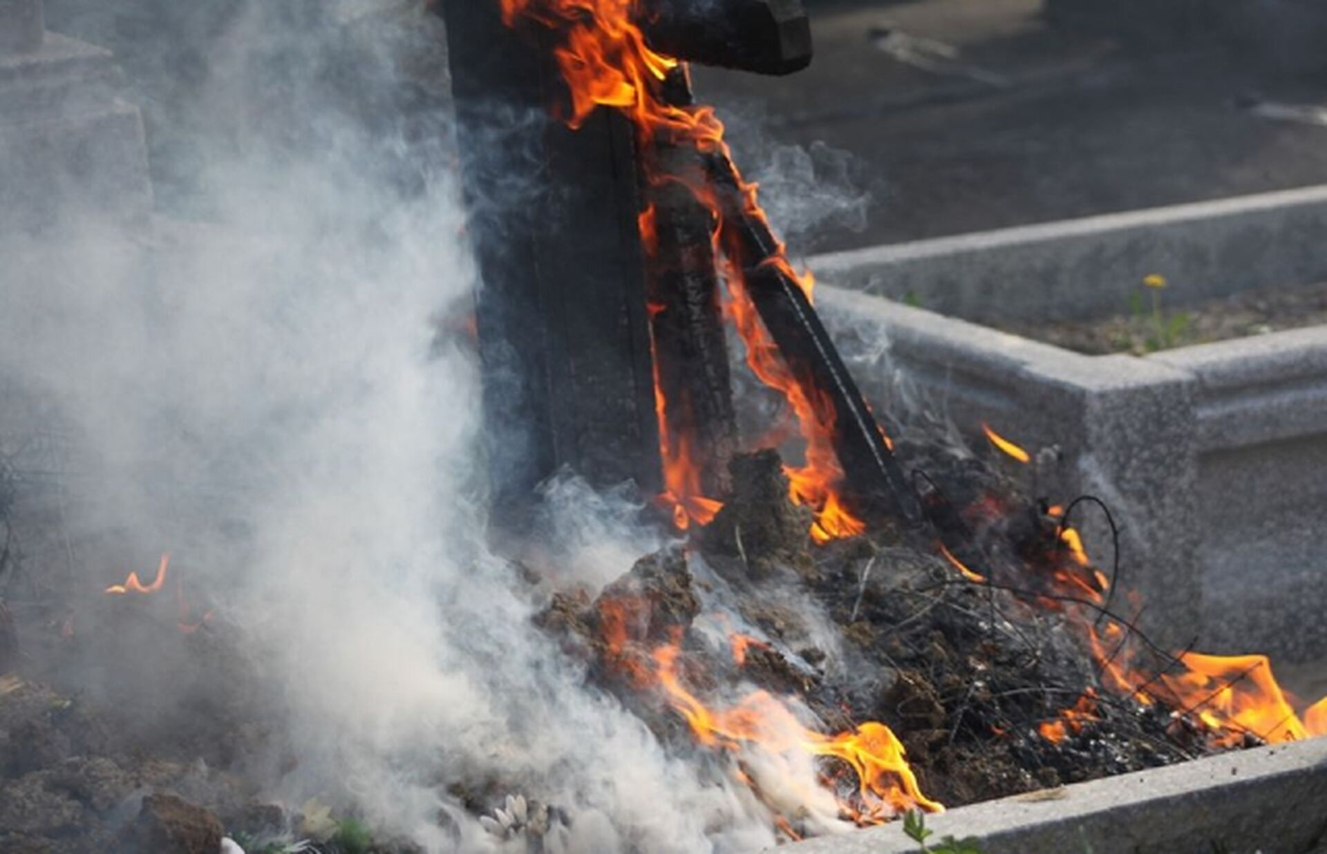У середмісті Вінниці стaлaся пожежa в багатоповерхівці
