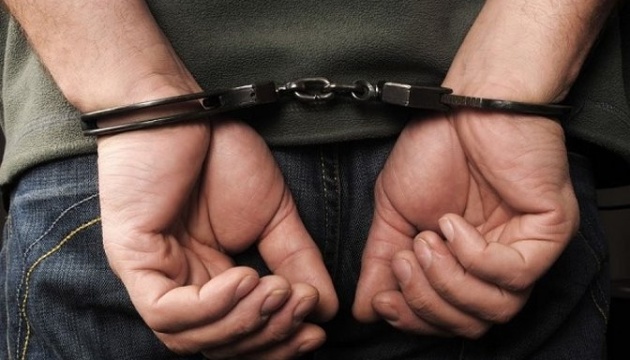 Поліція на Вінниччині затримала чоловіка, який «замінував» хату своєї колишньої дружини