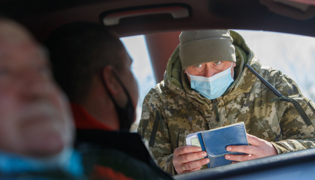 Вінничанин незаконно переправляв чоловіків закордон