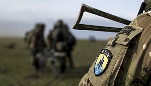 Командир полку «Азов»: Ми продовжуємо тримати оборону