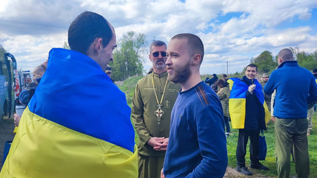 Україна повернула з полону 45 захисників Азовсталі