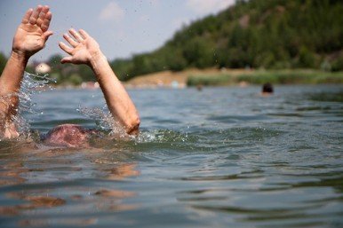 На Вінниччині під час риболовлі втопився чоловік