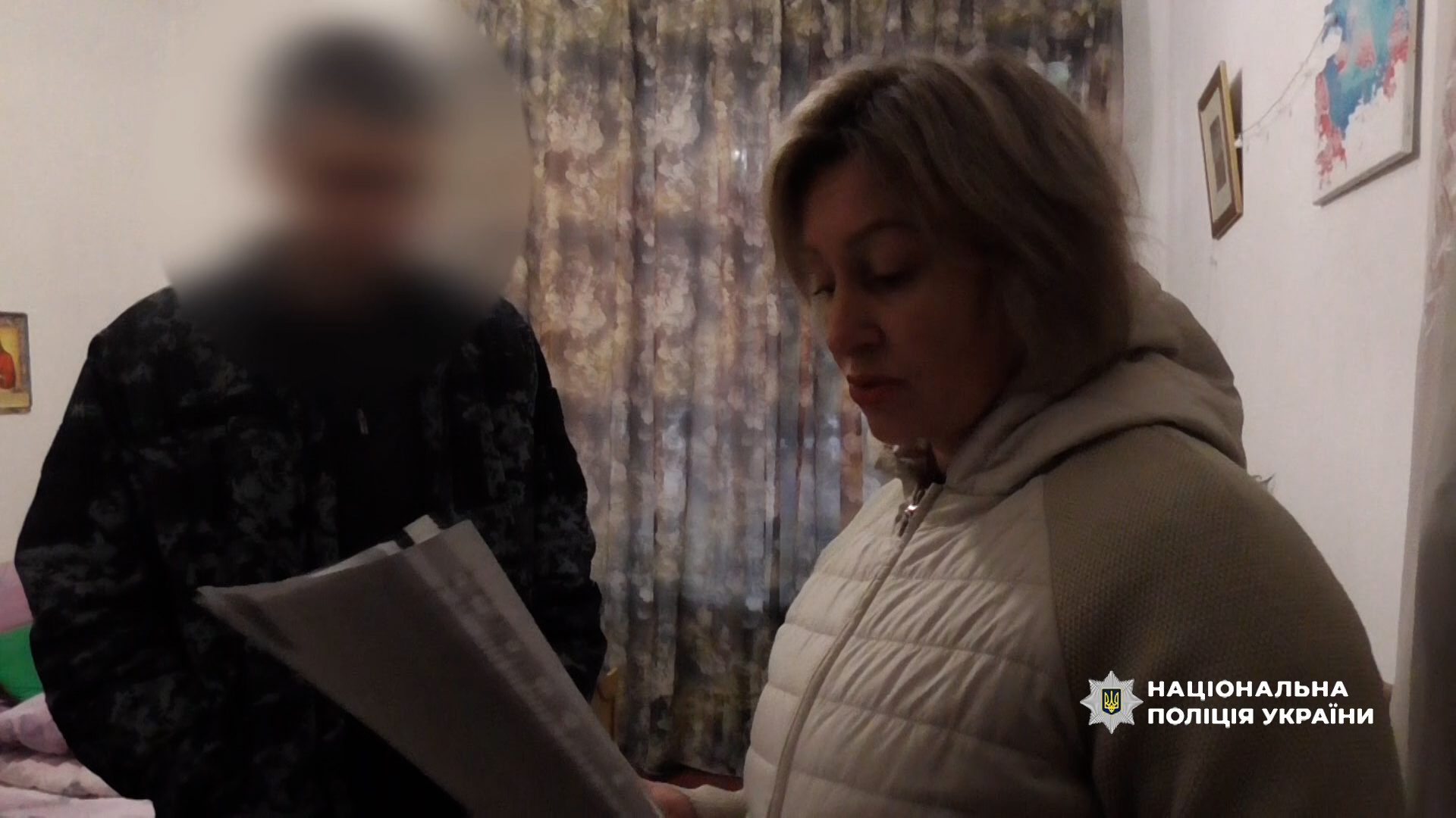 Шахрай видурив майже мільйон гривень у матері загиблого захисника — справу передано до суду