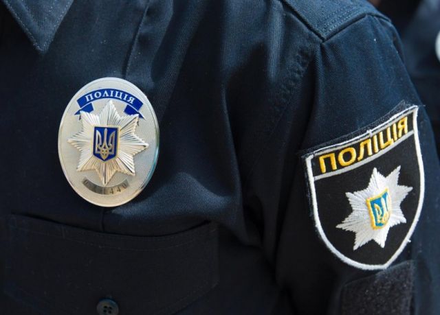 Татуювання у вигляді кота і хреста: поліція не може встановити особу вбитого у Києві чоловіка