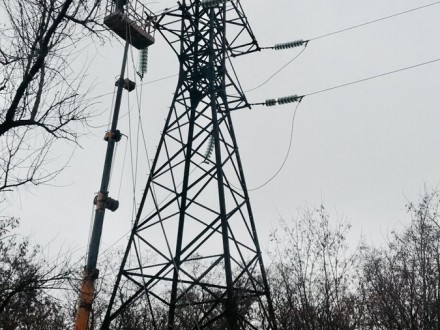 Електрики завершили ремонт ЛЕП під Авдіївкою