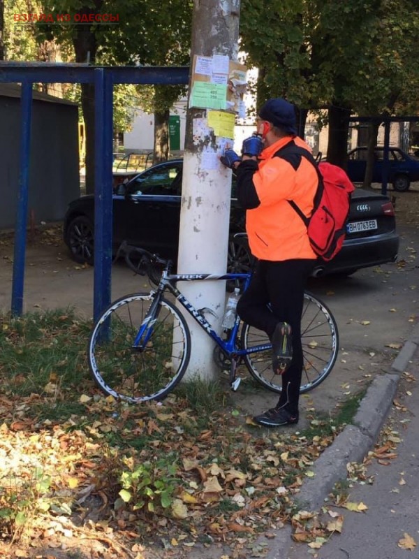 В Одессе велосипедист разбушевался и поколотил четверых