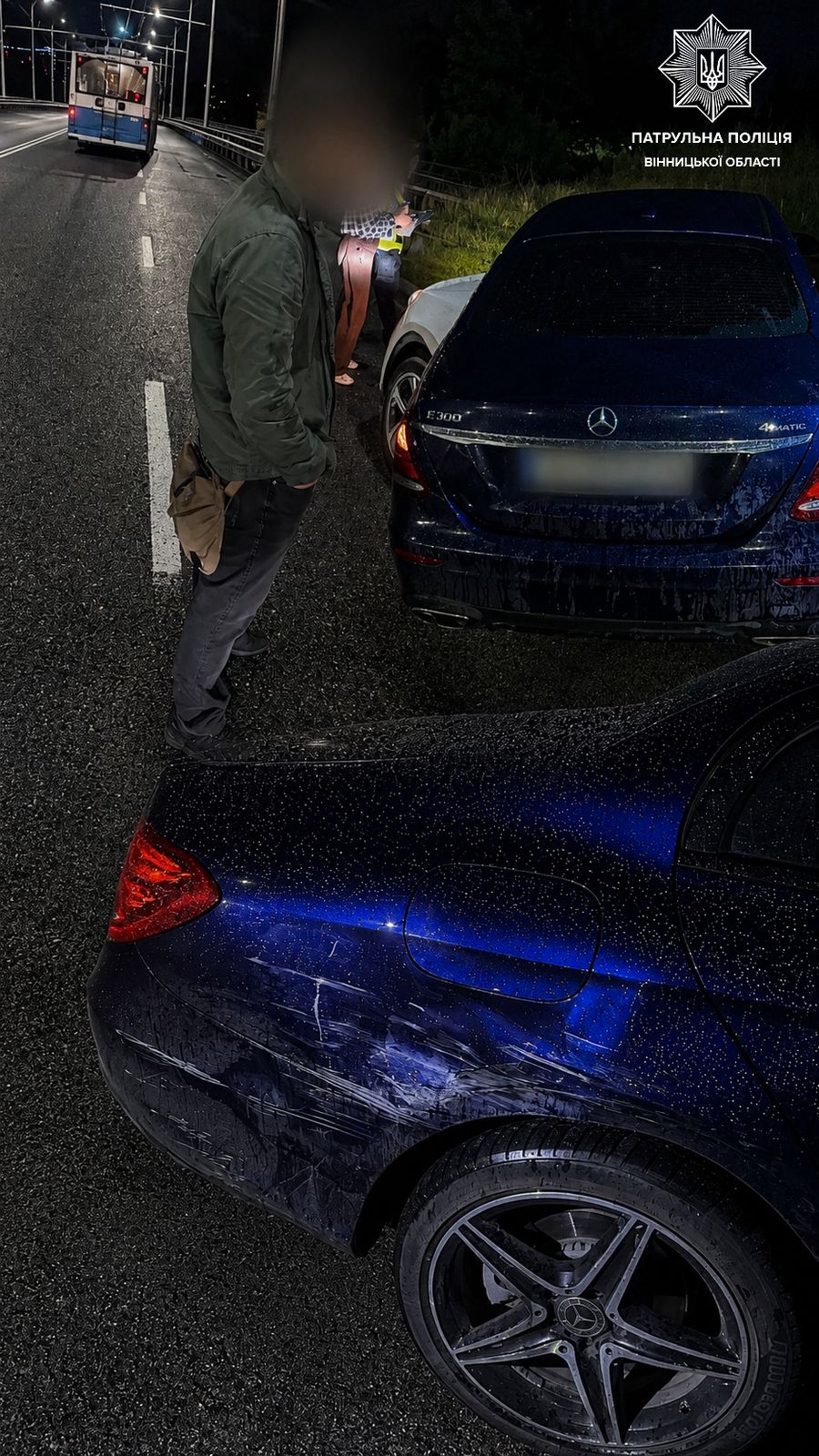 У Вінниці водій Mercedes спричинив ДТП та відмовився проходити огляд на сп’яніння