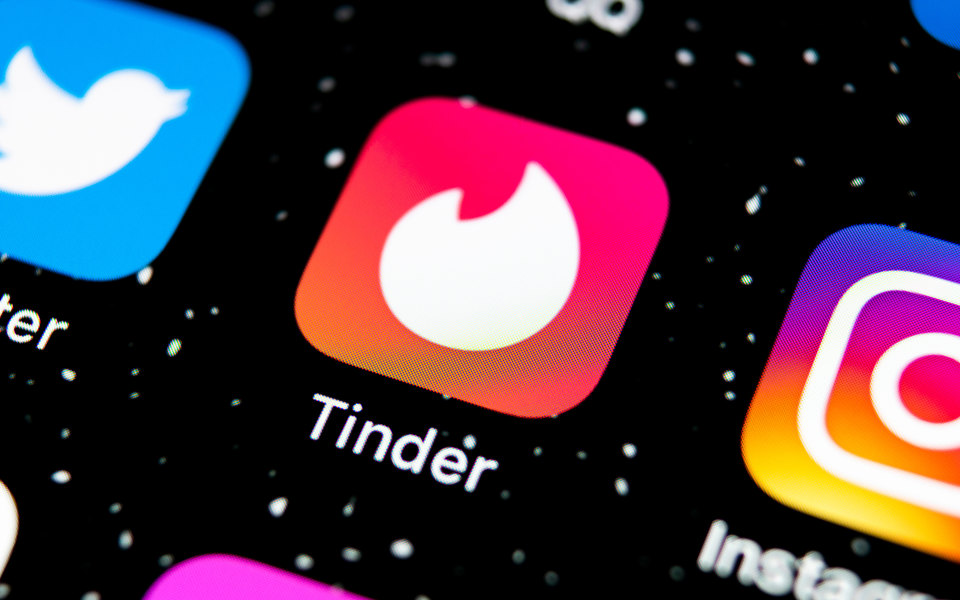 Tinder в США дозволить користувачам дізнатися, чи здійснював їх потенційний партнер насильство