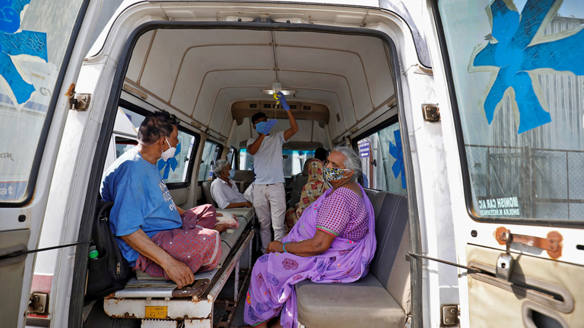 Індія розпорядилася посилити нагляд за випадками "чорного грибка" у COVID-пацієнтів