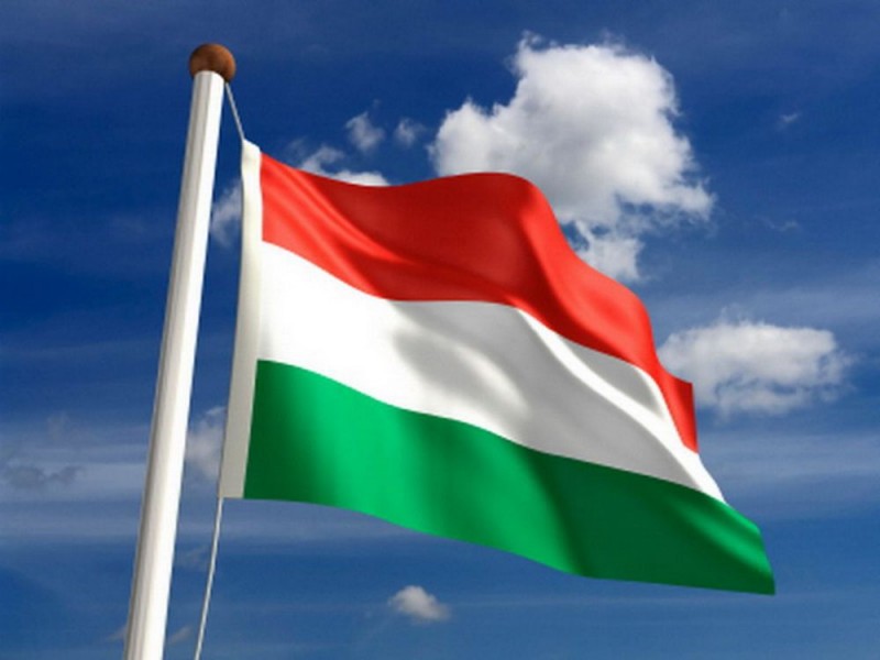 Угорщина може ввести кримінальне покарання за допомогу нелегальним мігрантам